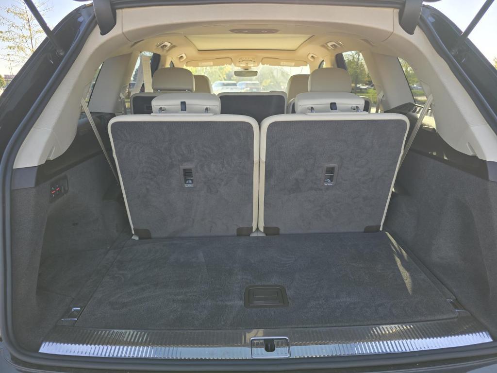 used 2019 Audi Q7 car, priced at $26,797