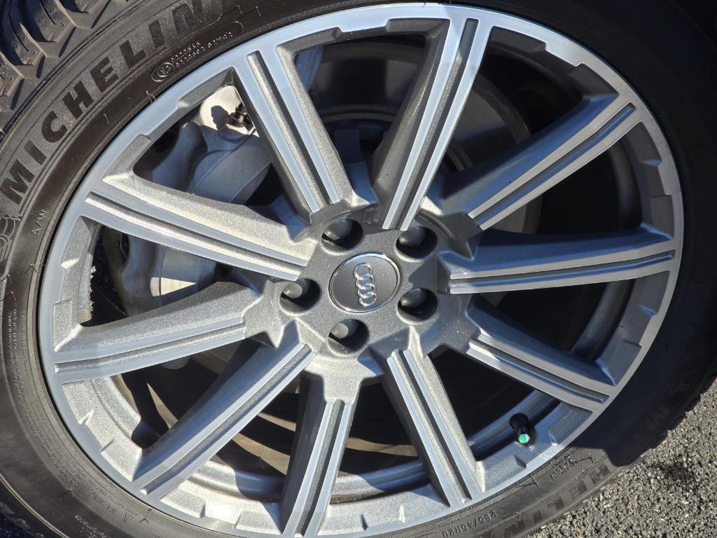 used 2019 Audi Q7 car, priced at $26,797