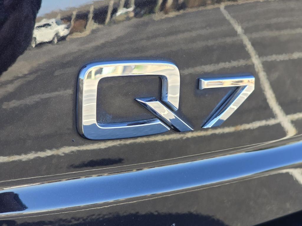 used 2019 Audi Q7 car, priced at $26,797