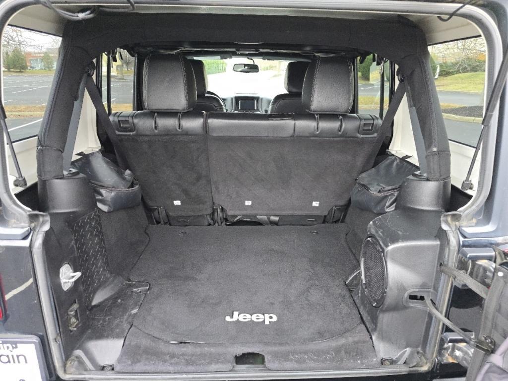 used 2013 Jeep Wrangler Unlimited car, priced at $18,977
