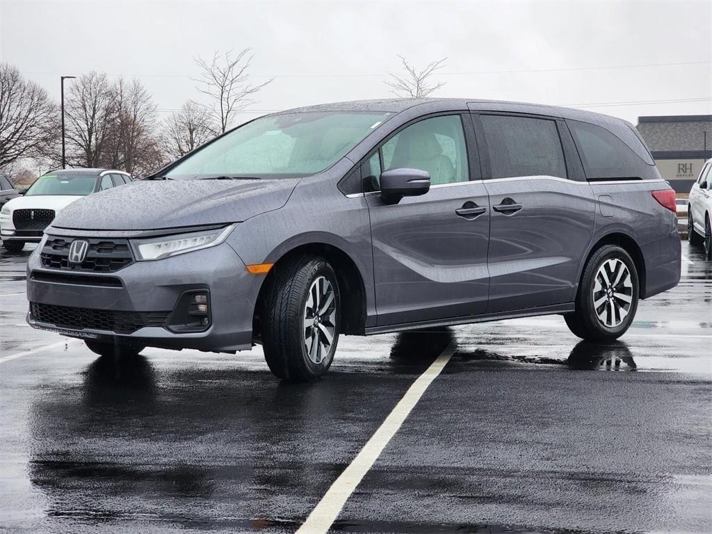 new 2025 Honda Odyssey car, priced at $42,815