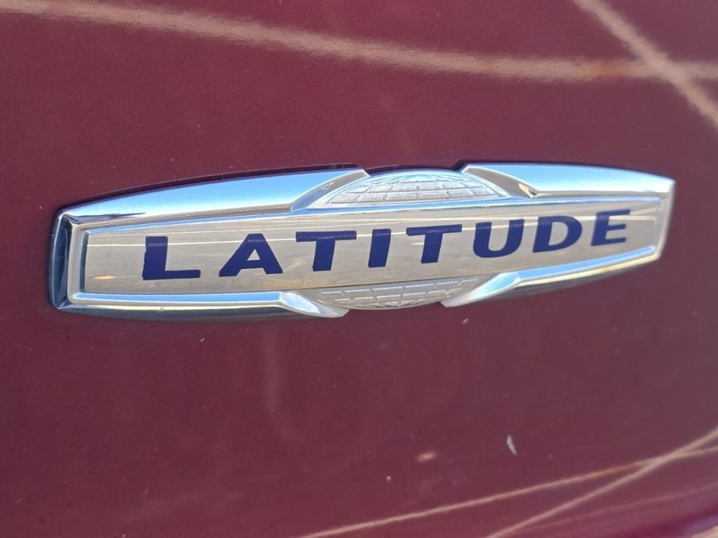 used 2019 Jeep Cherokee car, priced at $13,597