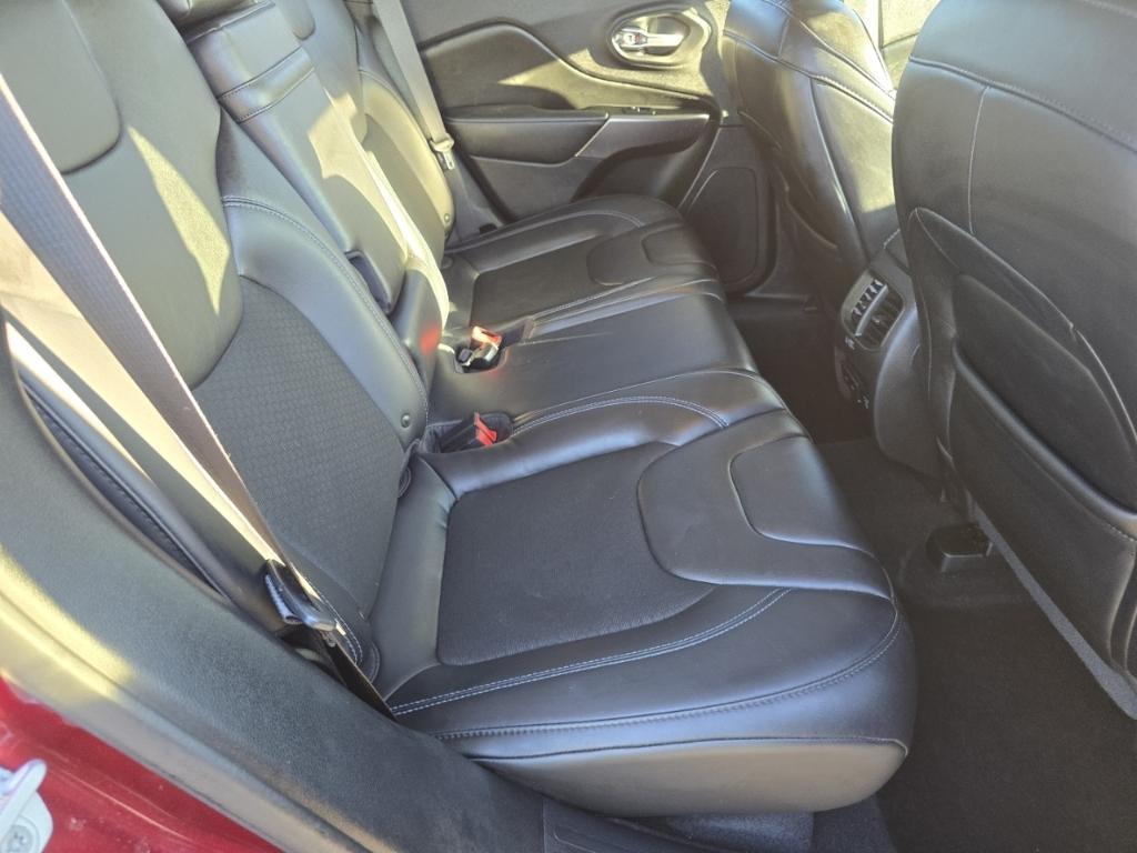 used 2019 Jeep Cherokee car, priced at $13,597