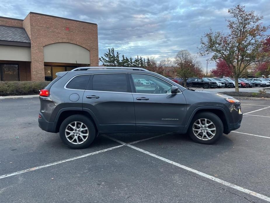 used 2016 Jeep Cherokee car, priced at $10,500