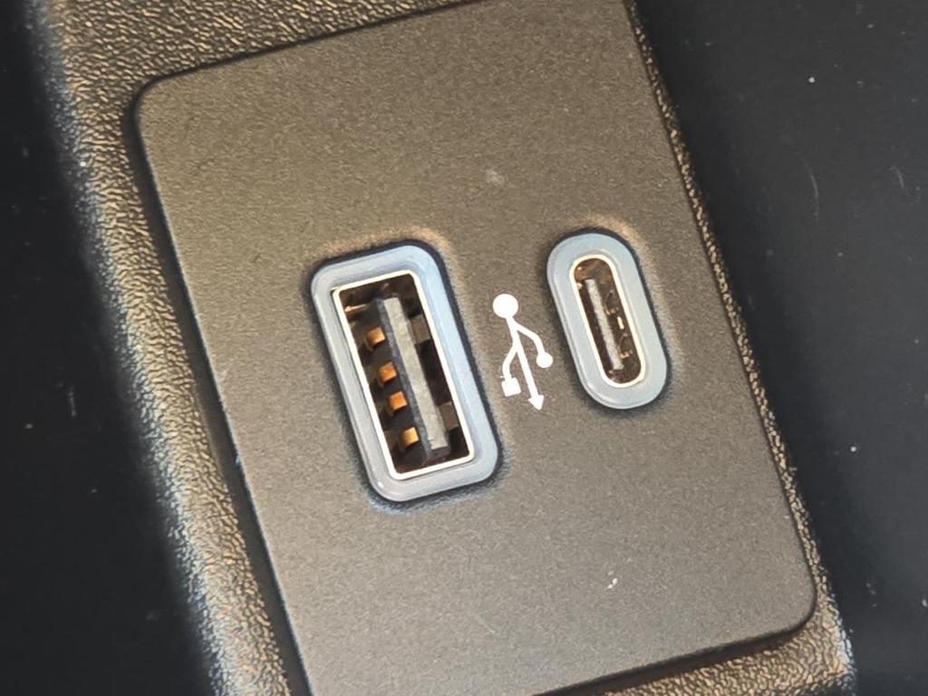 used 2022 Ford Edge car, priced at $20,497