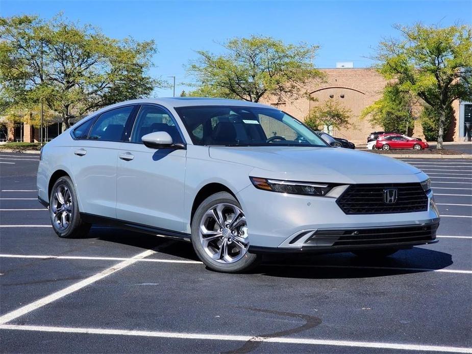 new 2025 Honda Accord Hybrid car, priced at $35,990