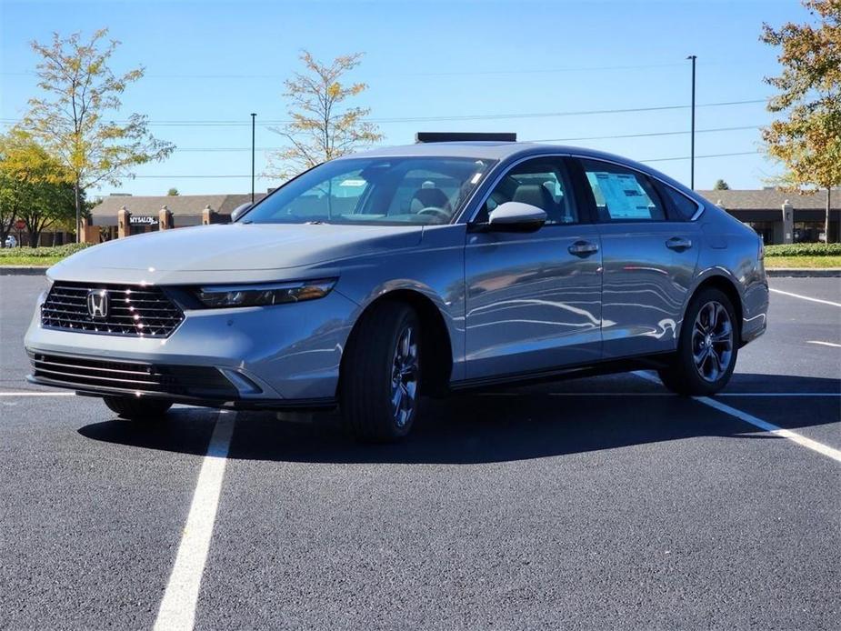 new 2025 Honda Accord Hybrid car, priced at $35,990