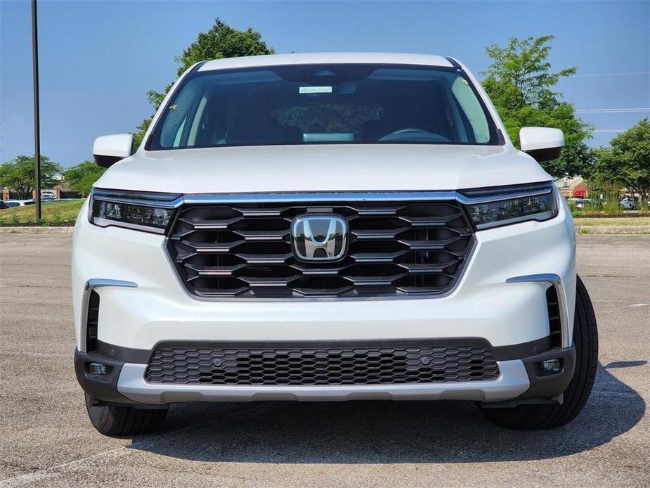 new 2025 Honda Pilot car, priced at $47,150