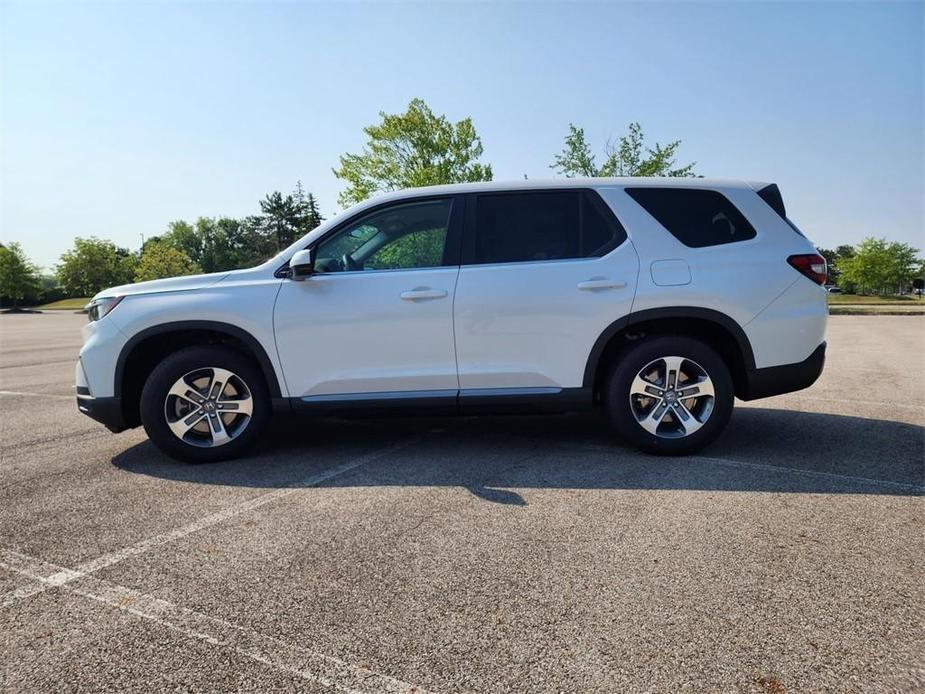 new 2025 Honda Pilot car, priced at $47,150