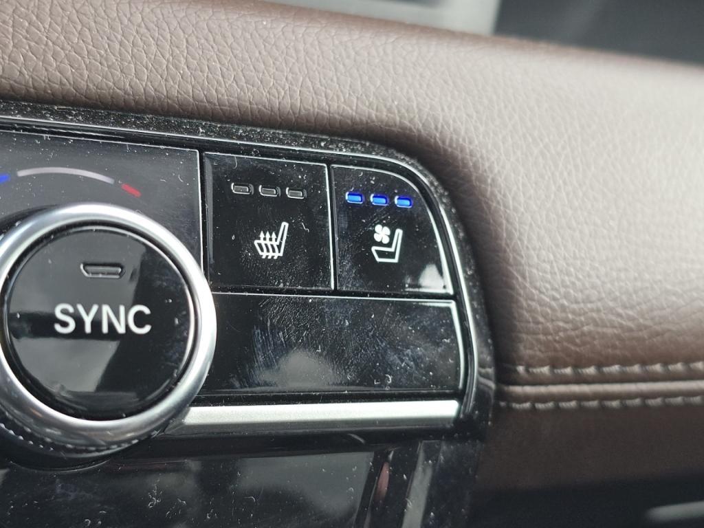 used 2024 Honda Pilot car, priced at $45,397