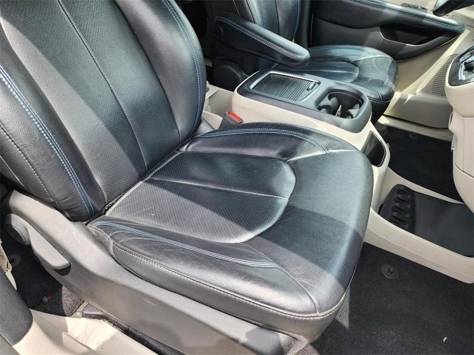 used 2021 Chrysler Pacifica car, priced at $29,997