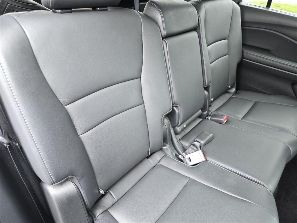 used 2021 Honda Pilot car, priced at $23,797