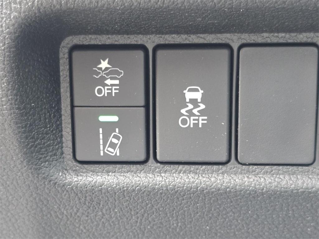 used 2021 Honda Pilot car, priced at $23,797