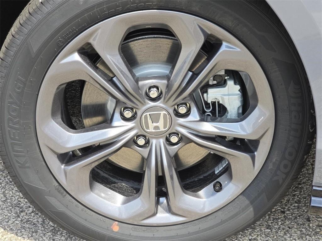 new 2025 Honda Accord Hybrid car, priced at $36,045