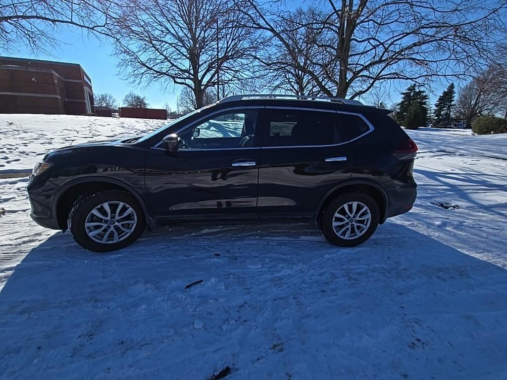 used 2018 Nissan Rogue car, priced at $16,337