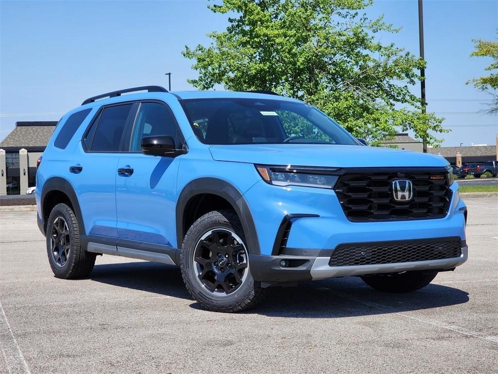 new 2025 Honda Pilot car, priced at $53,000