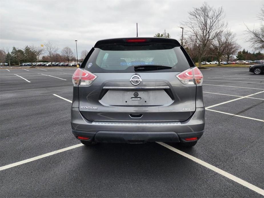 used 2016 Nissan Rogue car