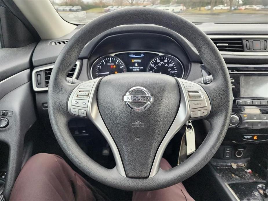 used 2016 Nissan Rogue car