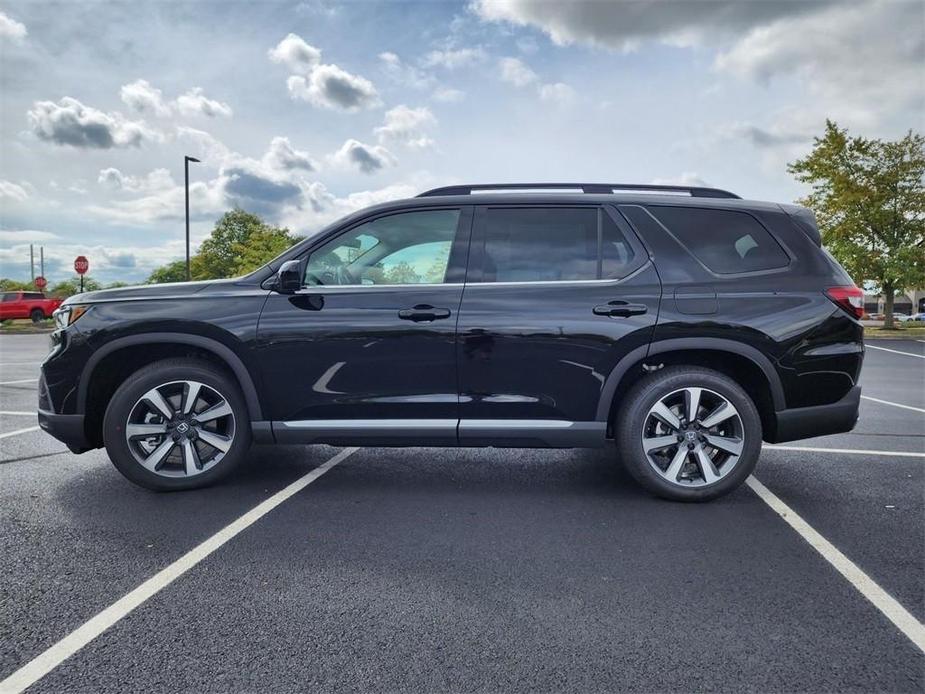 new 2025 Honda Pilot car, priced at $54,665