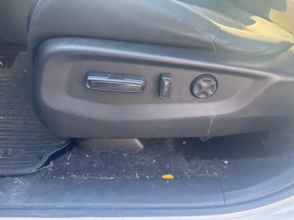 used 2018 Honda CR-V car, priced at $15,997