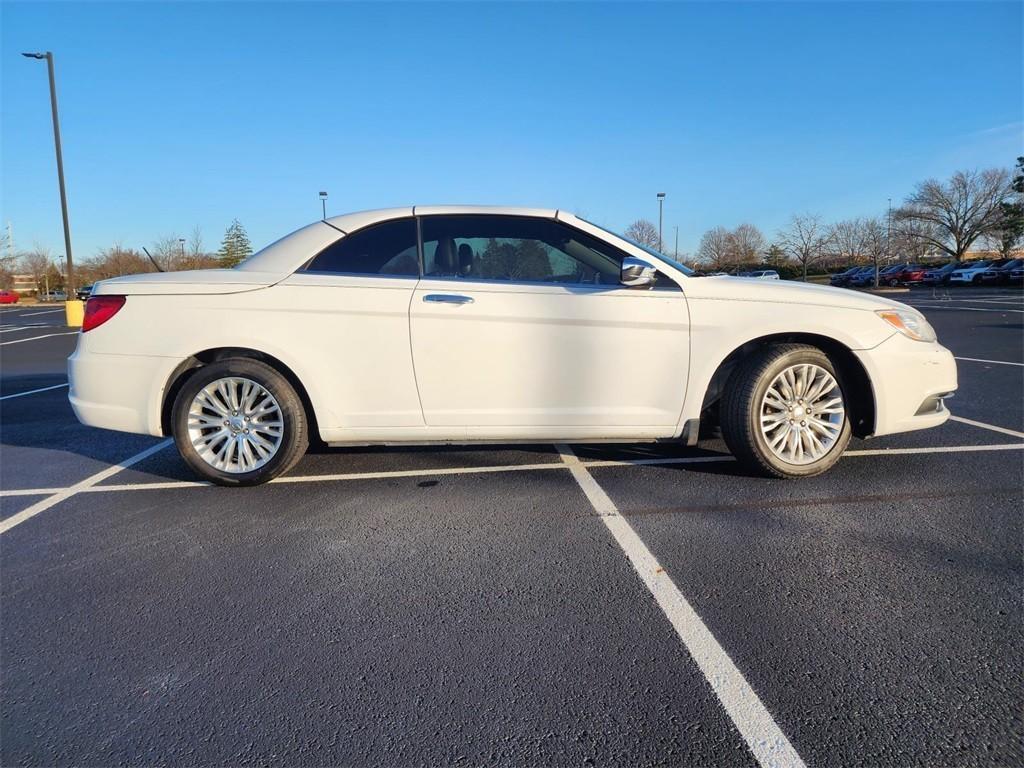 used 2012 Chrysler 200 car, priced at $5,997