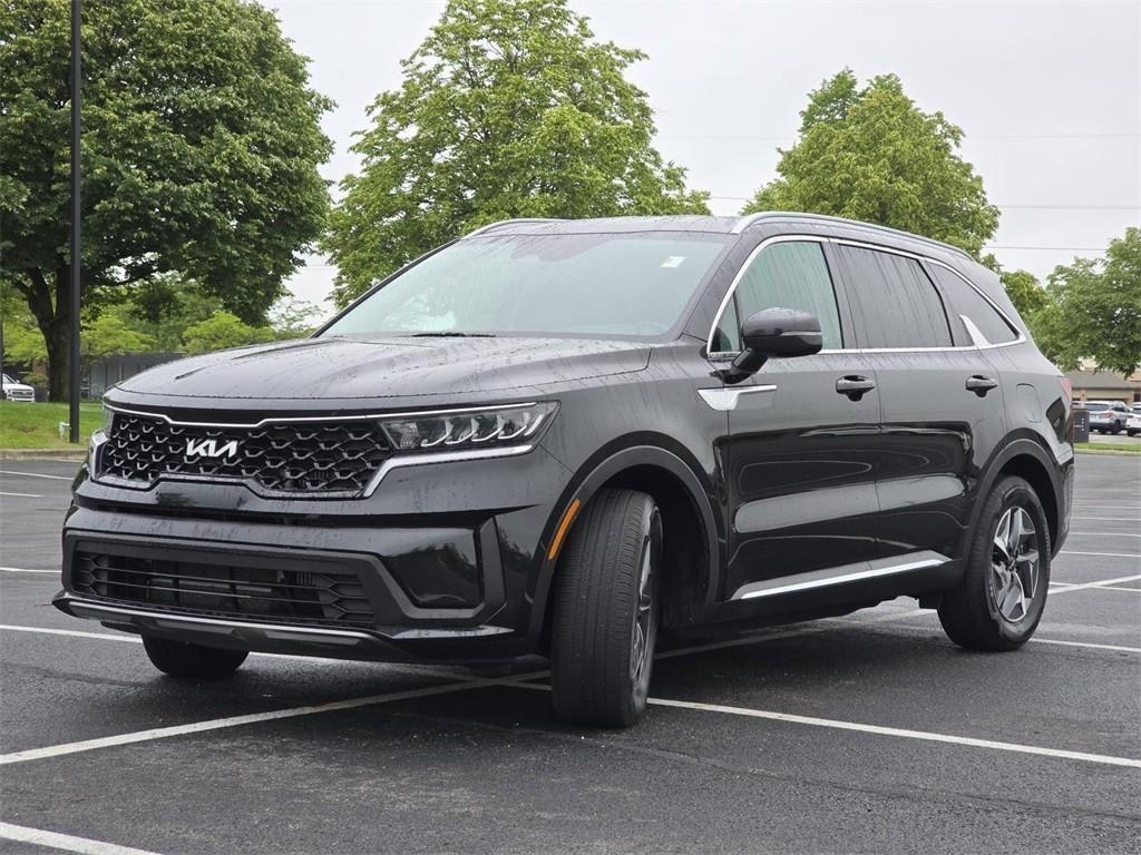 used 2022 Kia Sorento Hybrid car, priced at $29,597