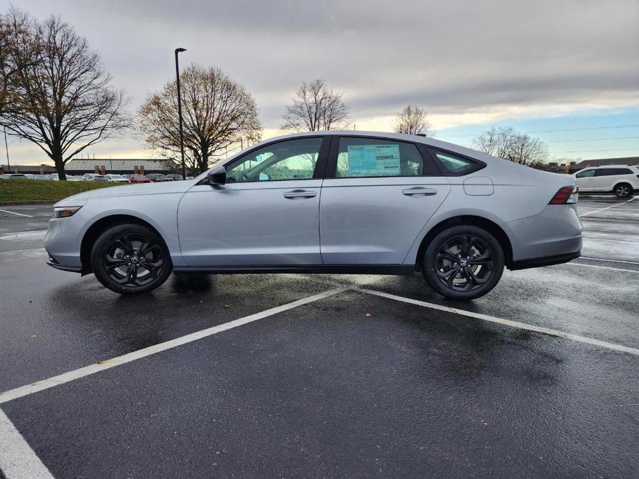 new 2025 Honda Accord car, priced at $31,655