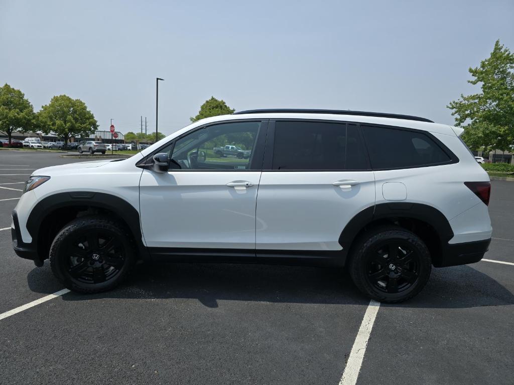 used 2022 Honda Pilot car, priced at $35,000