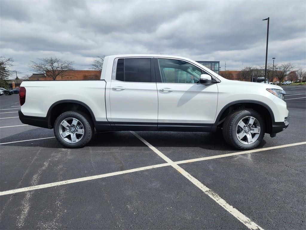 new 2025 Honda Ridgeline car, priced at $45,135