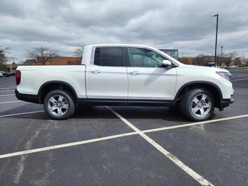 new 2025 Honda Ridgeline car, priced at $45,135