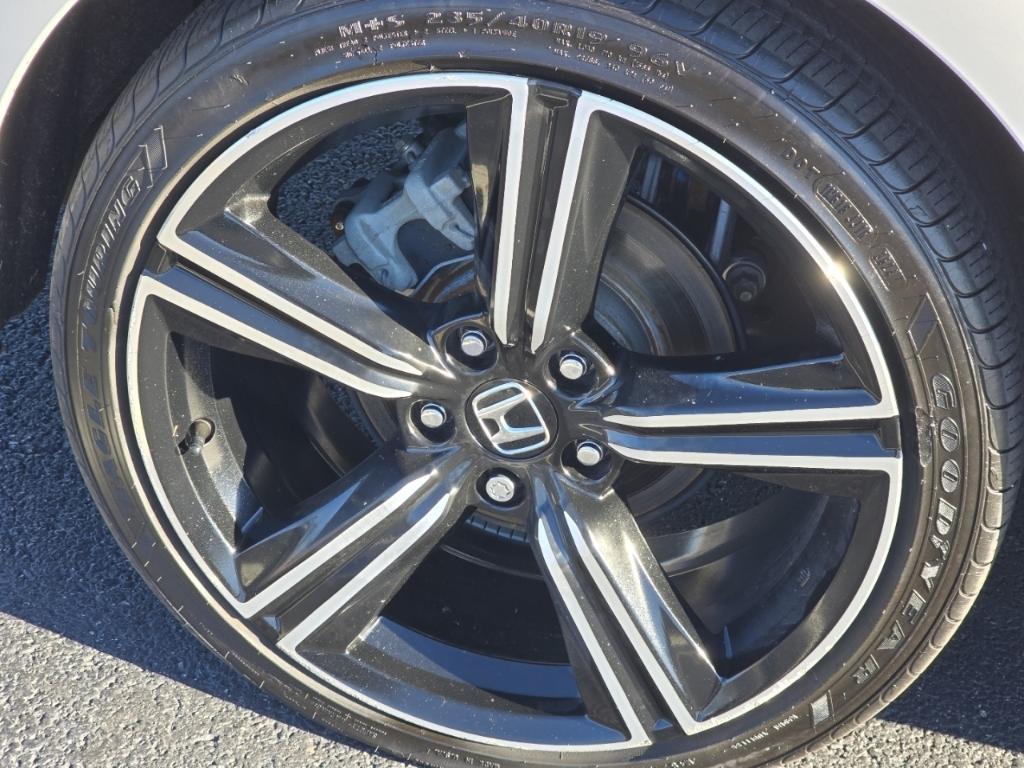 used 2025 Honda Accord Hybrid car, priced at $28,697