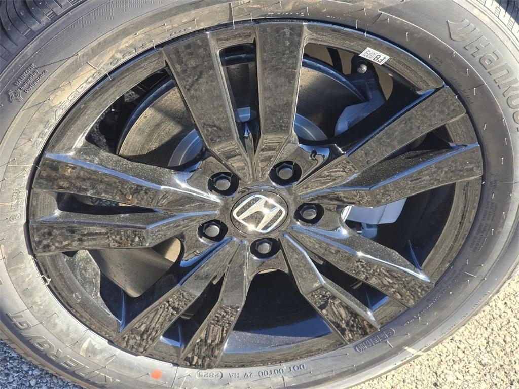 new 2026 Honda HR-V car, priced at $31,405