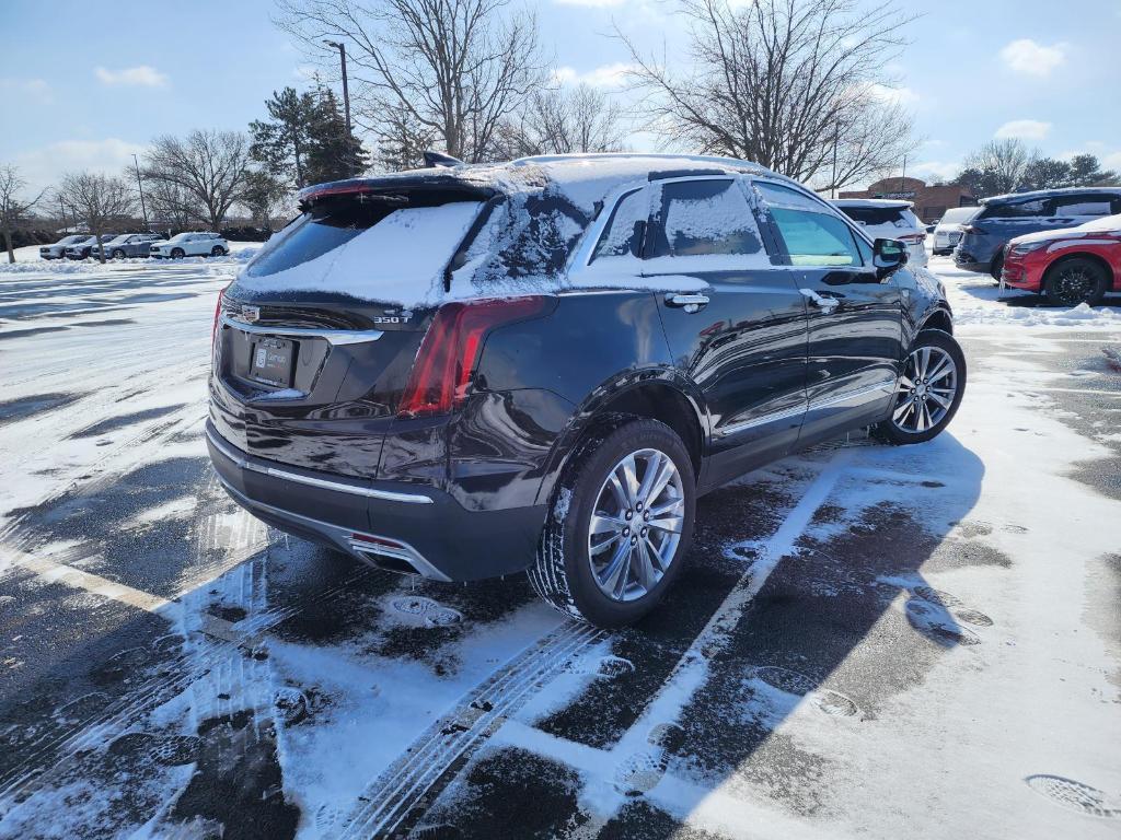 used 2024 Cadillac XT5 car, priced at $43,227