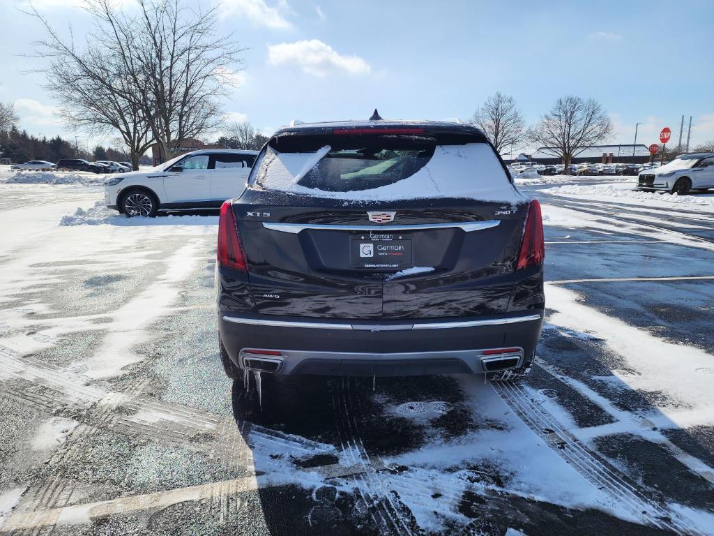 used 2024 Cadillac XT5 car, priced at $43,227