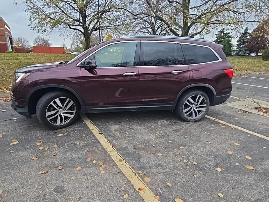 used 2017 Honda Pilot car, priced at $18,557