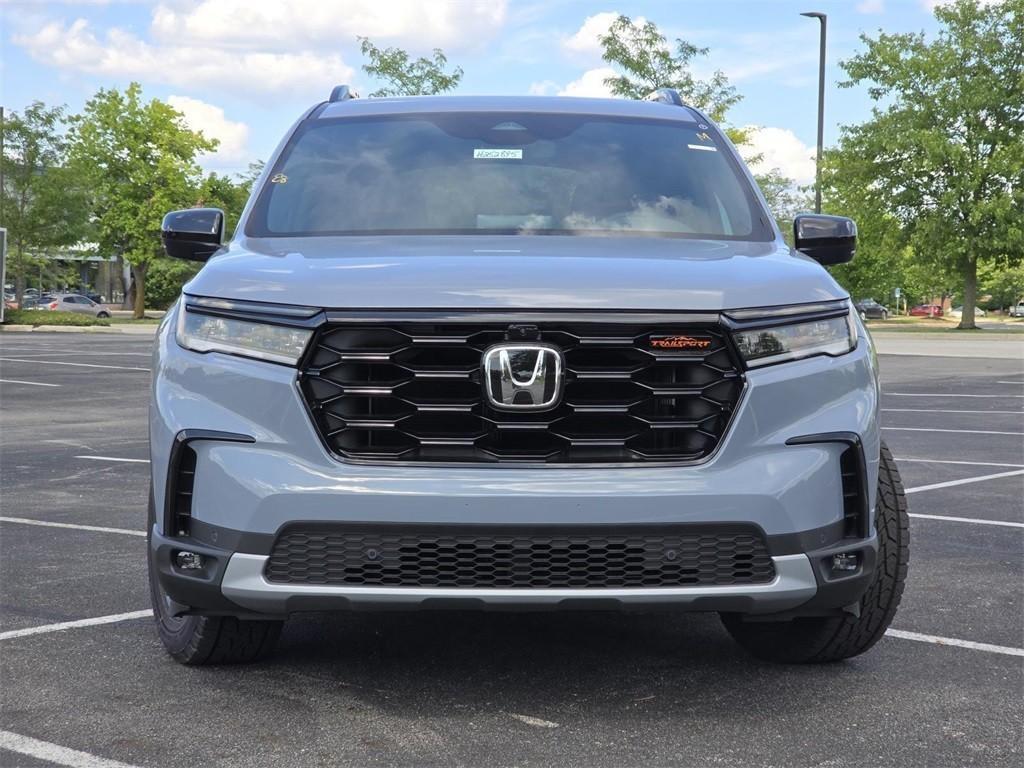 new 2025 Honda Pilot car, priced at $52,090