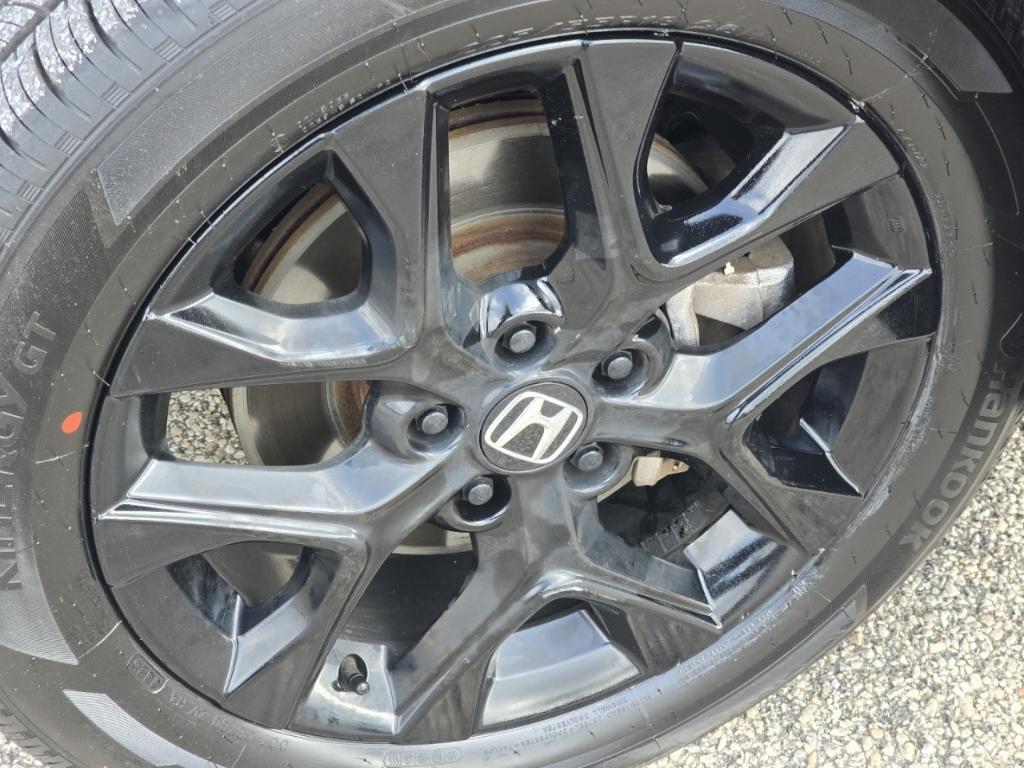 used 2025 Honda HR-V car, priced at $24,997