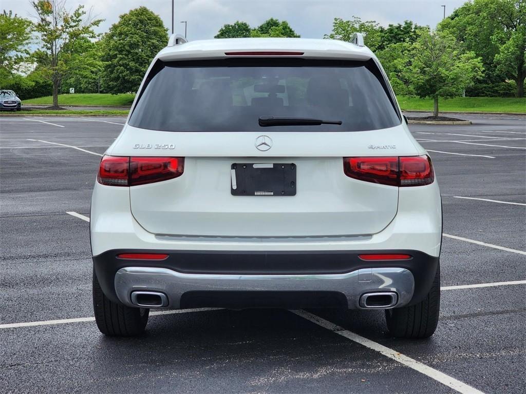 used 2021 Mercedes-Benz GLB 250 car, priced at $27,500