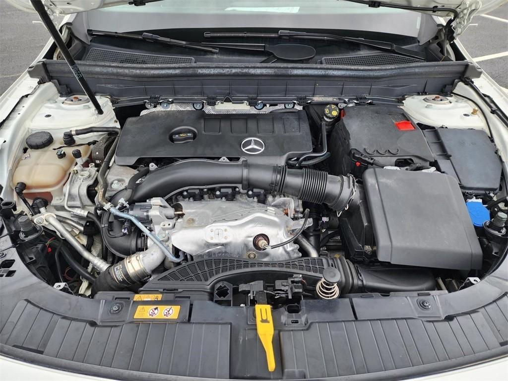 used 2021 Mercedes-Benz GLB 250 car, priced at $27,500