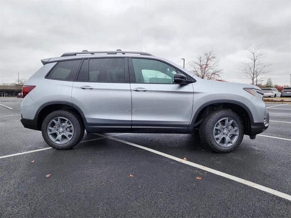 new 2025 Honda Passport car, priced at $47,040