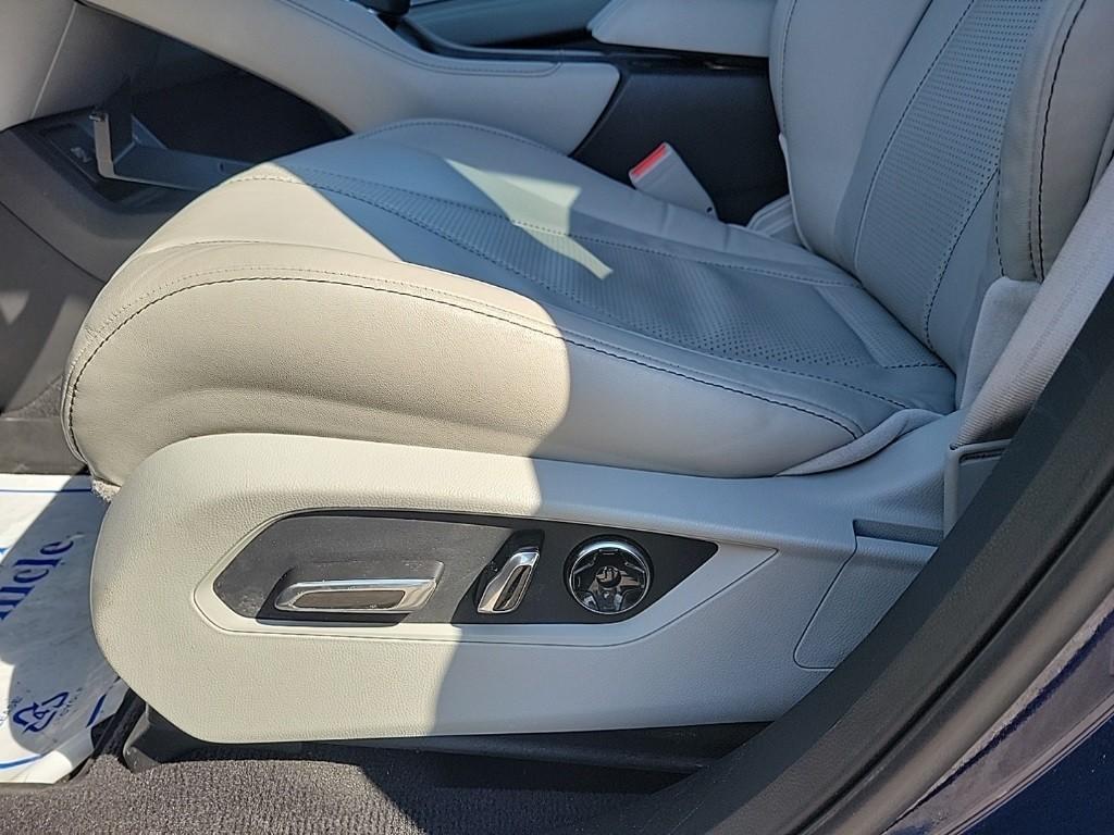 used 2021 Acura RDX car, priced at $31,227