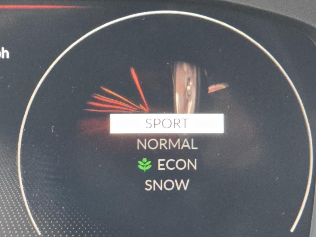 new 2026 Honda CR-V Hybrid car, priced at $41,675