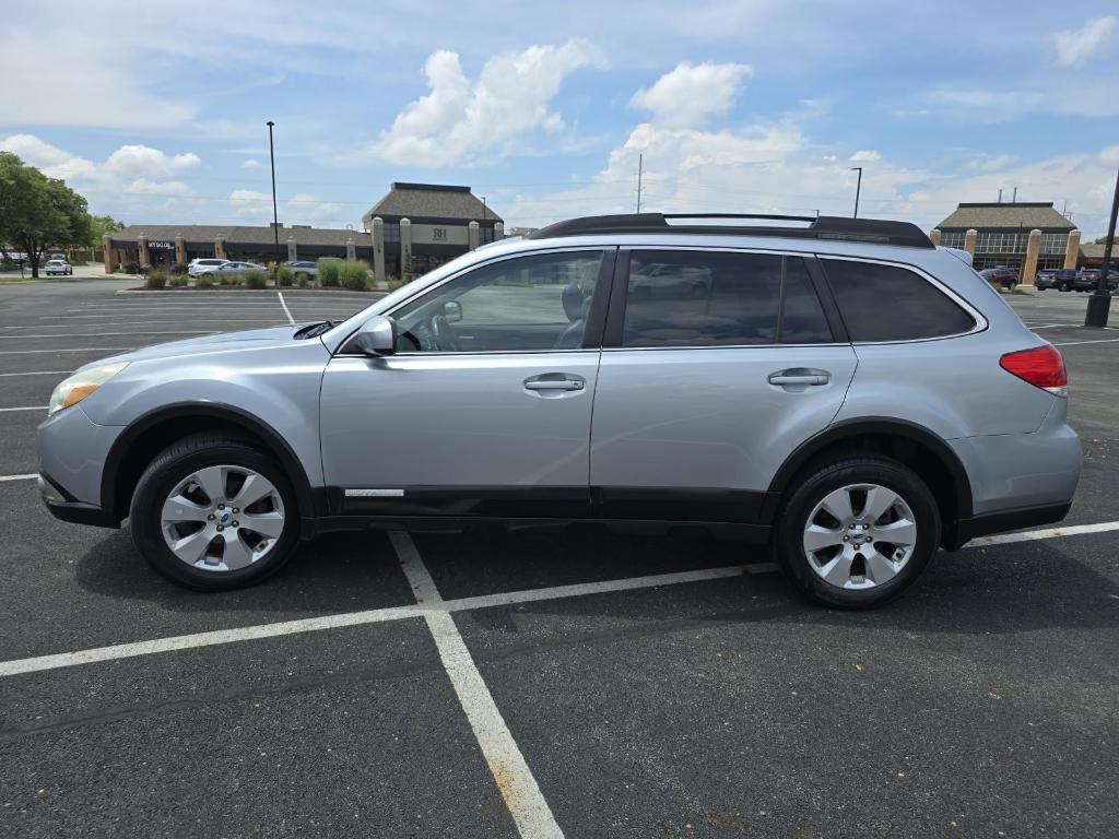 used 2012 Subaru Outback car, priced at $9,500