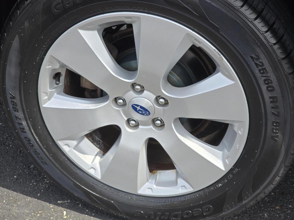 used 2012 Subaru Outback car, priced at $9,500