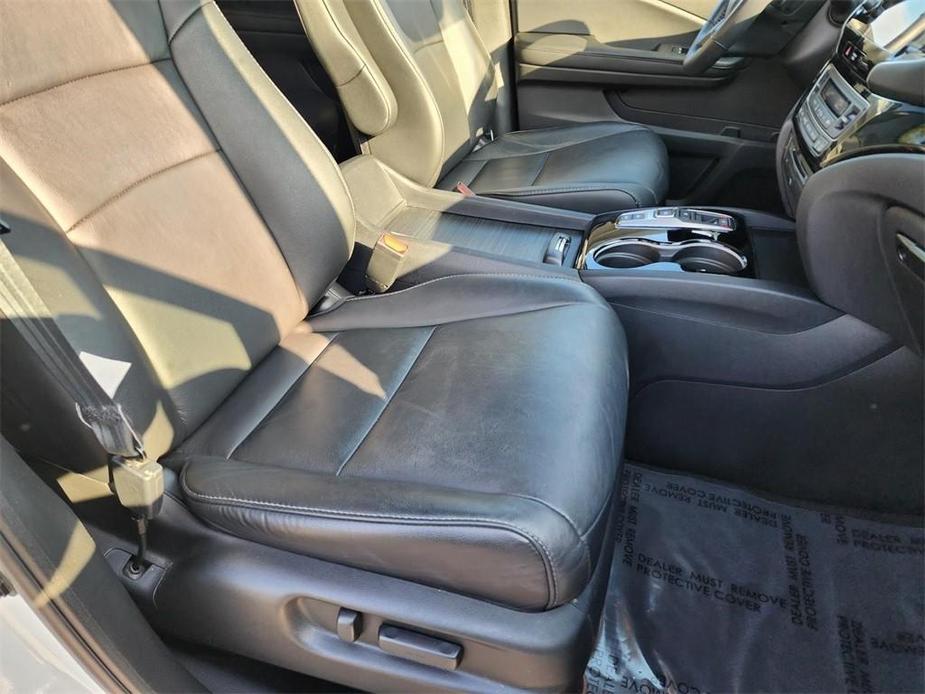 used 2020 Honda Pilot car, priced at $27,500