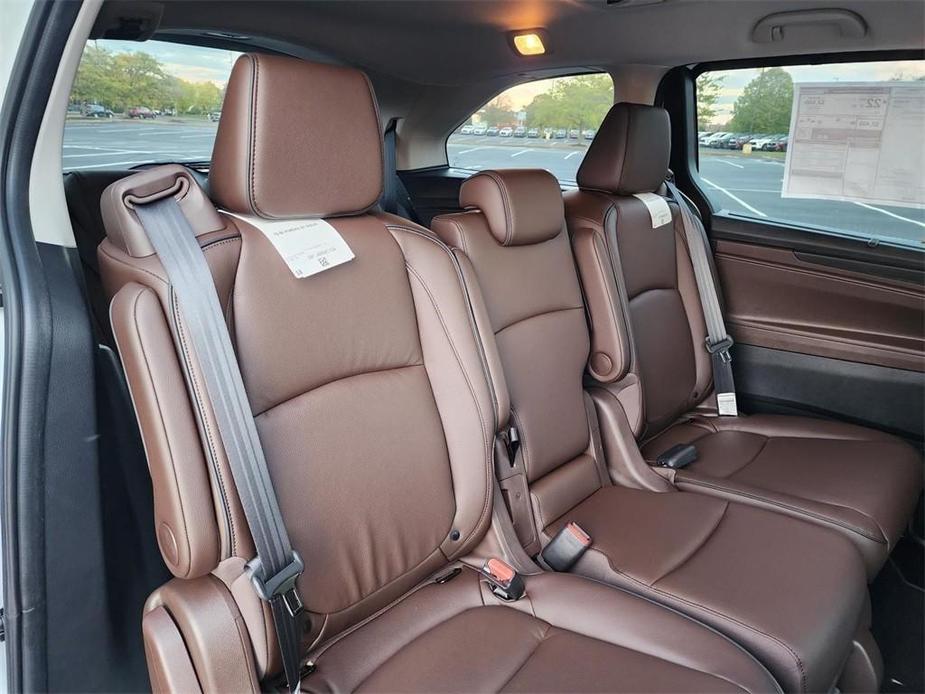 new 2025 Honda Odyssey car, priced at $47,960