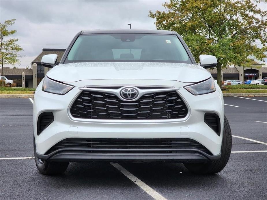 used 2023 Toyota Highlander car, priced at $31,500