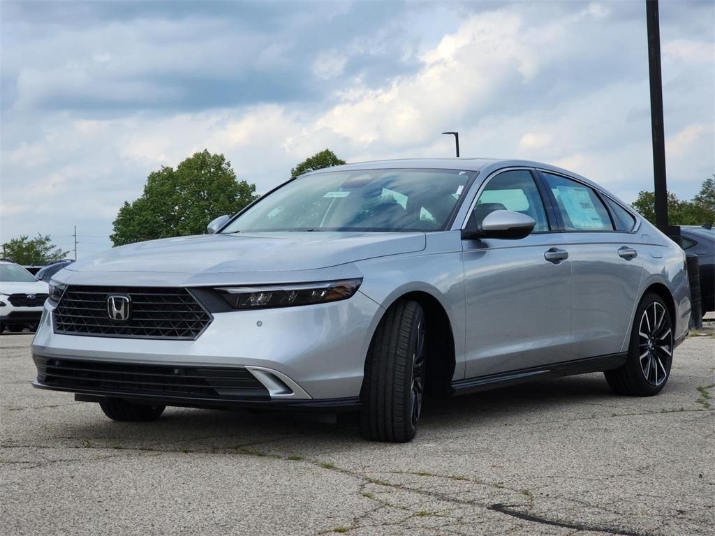 new 2025 Honda Accord Hybrid car, priced at $40,450