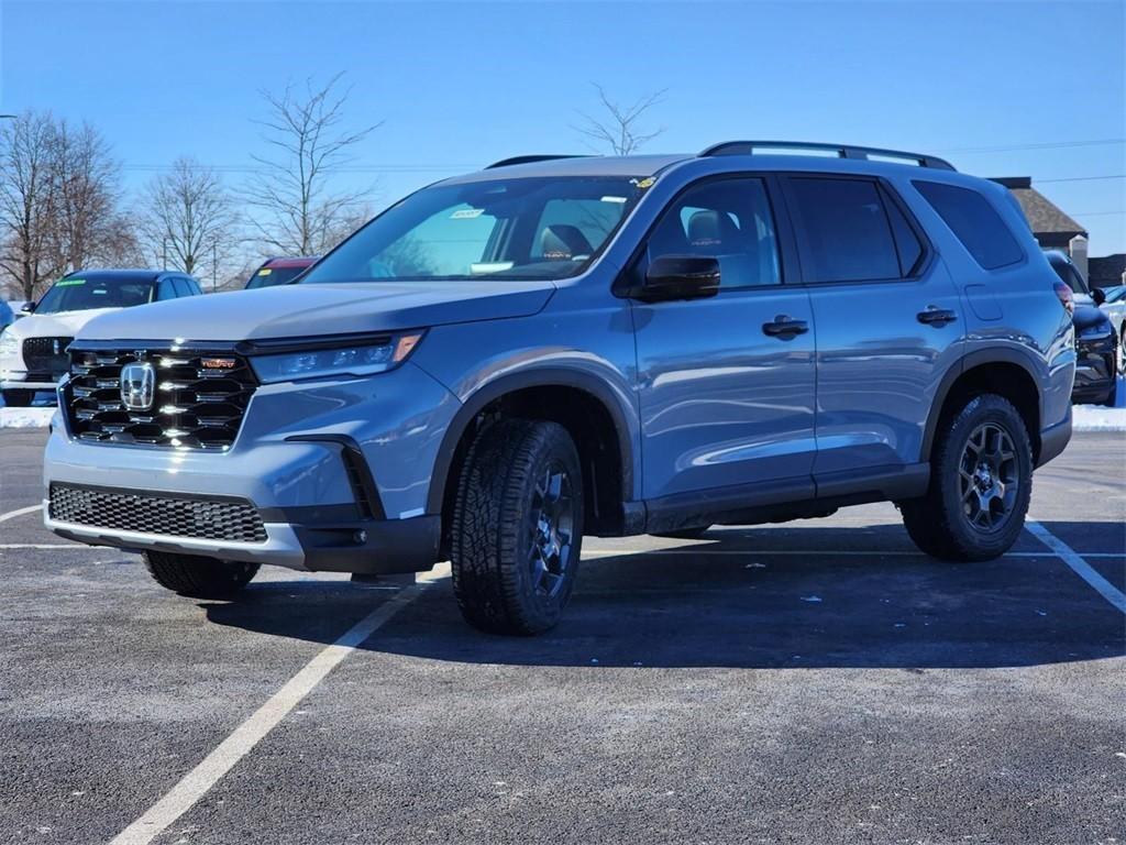 new 2025 Honda Pilot car, priced at $52,035