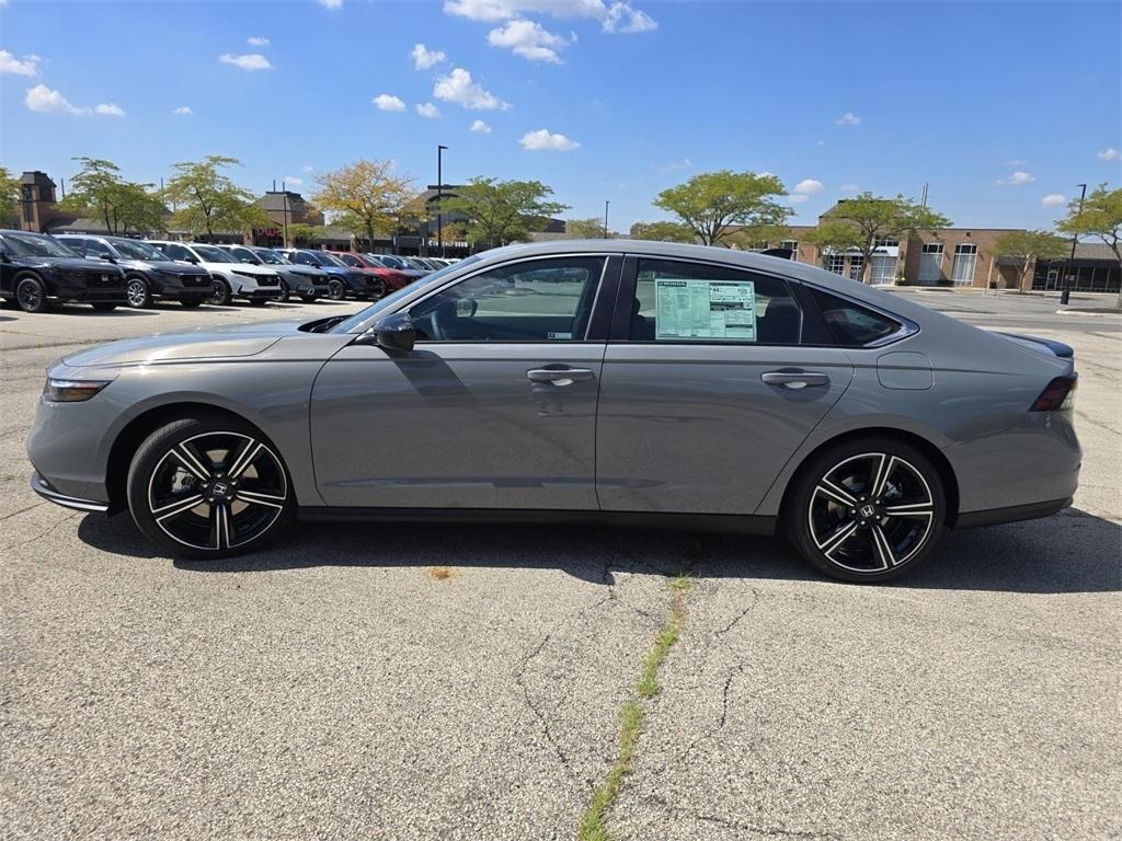 new 2025 Honda Accord Hybrid car, priced at $35,305